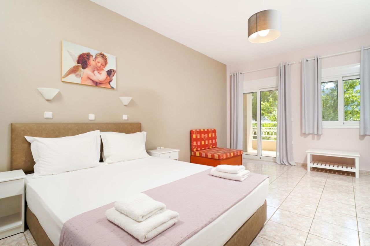 Elena Apartment *